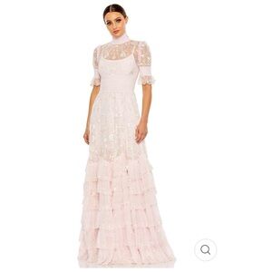 Mac duggal 6 - Gem